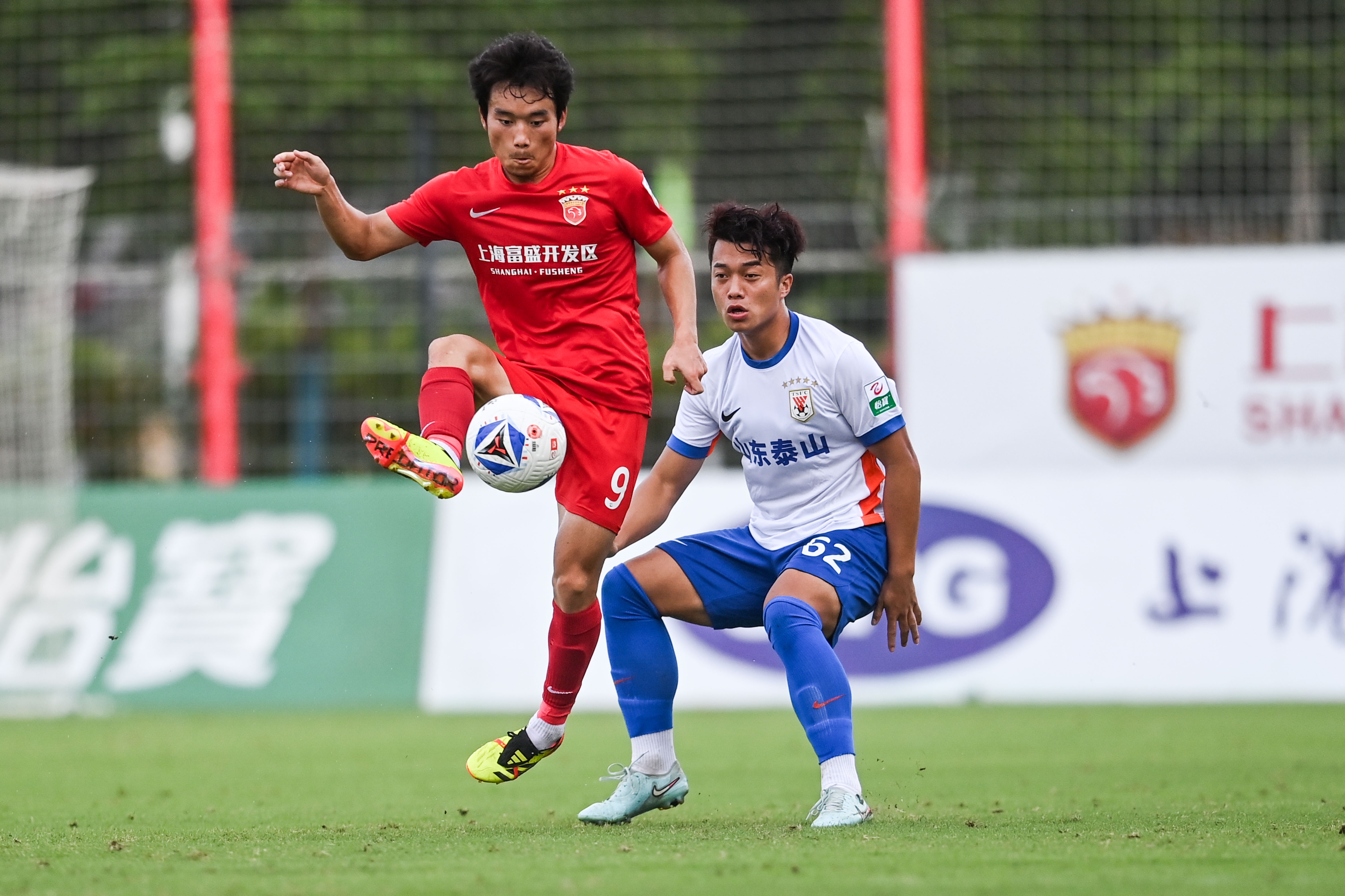 上海海港训练开放日，转会期扳平良机引欢呼，国王杯在即，数据趋势出现新变化的简单介绍